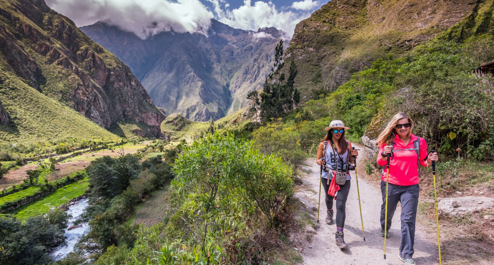 Hikers along the Inca Trail in Peru, one of the bucket list hikes around the world