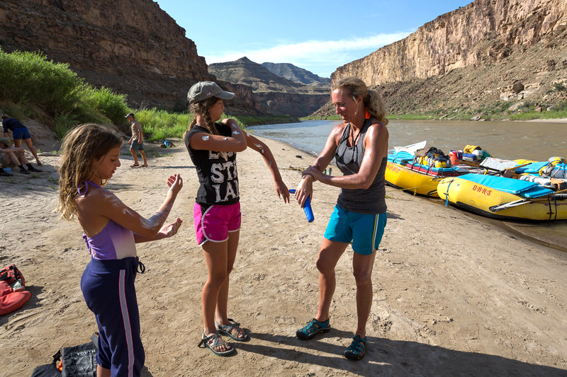 How to Avoid Sunburn on a Rafting Trip