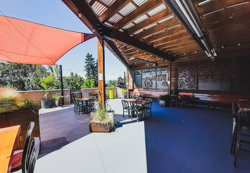 Everybody's Brewing is an ideal stop on a road trip from Portland to Lewiston