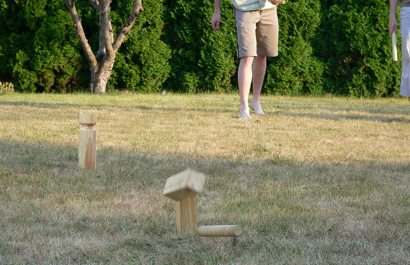 Kubb viking chess