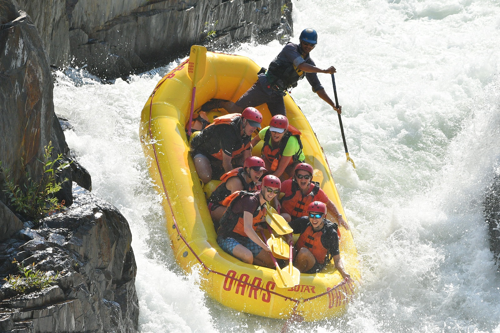 American River Rafting: Tunnel Chute