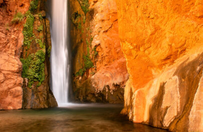 Deer Creek Falls in Grand Canyon