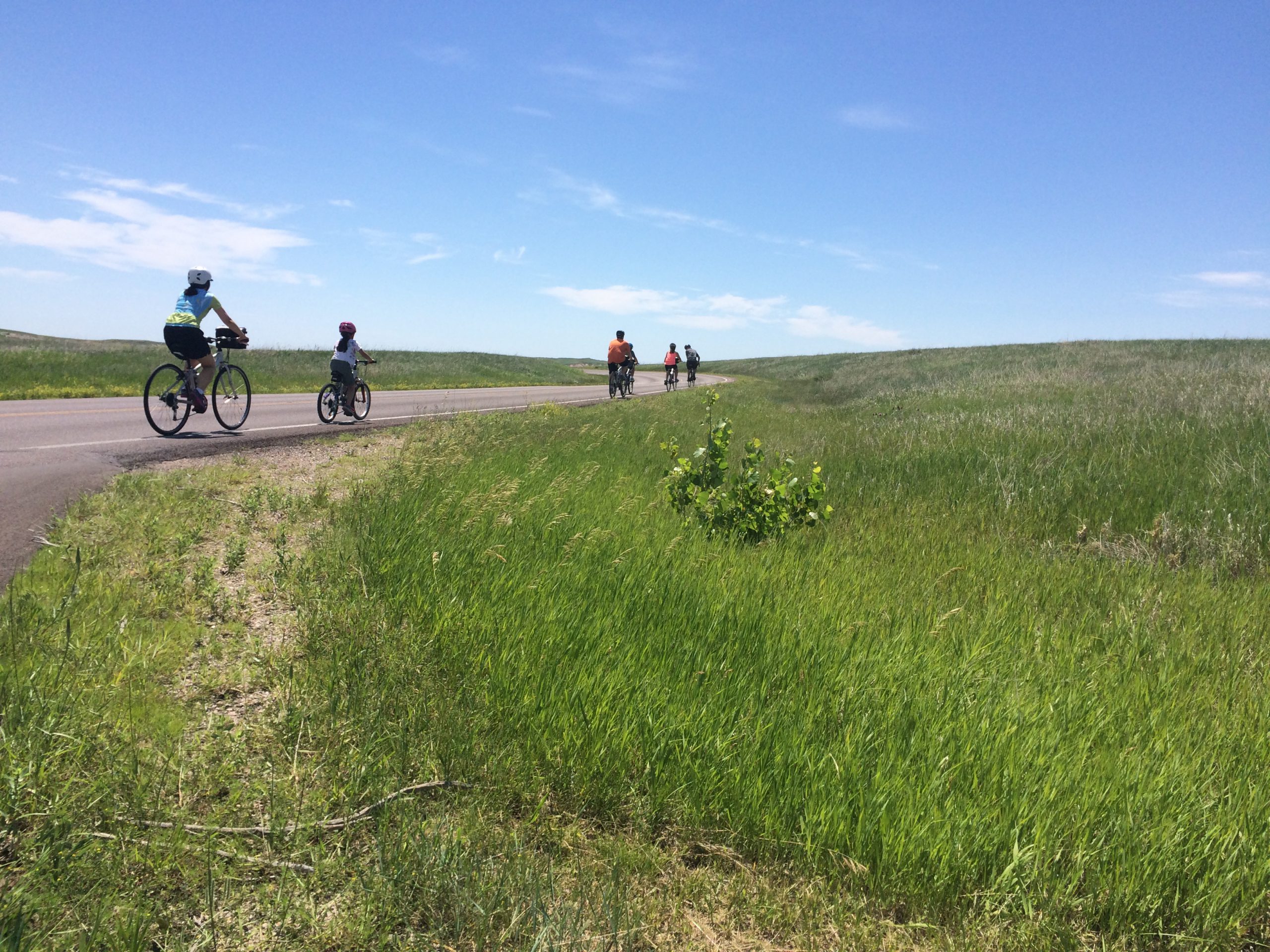 25 Unplugged Family Vacation Ideas | Bicycle Adventures South Dakota Family Trip