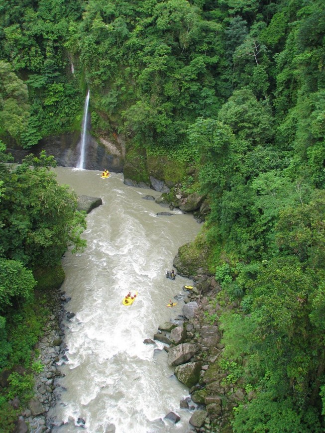 The Pacuare, Costa Rica - Top whitewater kayaking in the world