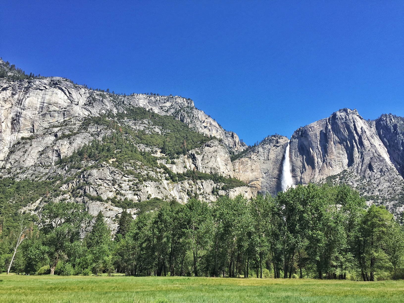 Best Outdoor Adventures from the Bay Area | Hike Yosemite Falls