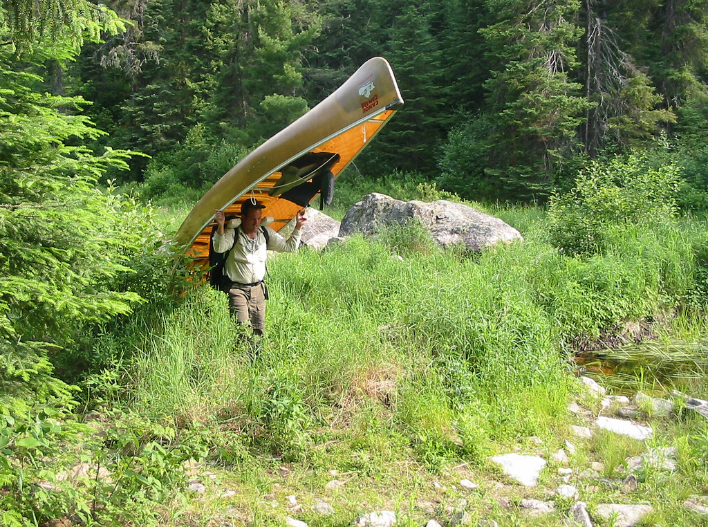 Rafting vs. Canoeing