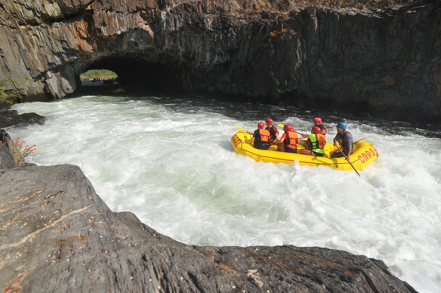 American River Rafting: Tunnel Chute