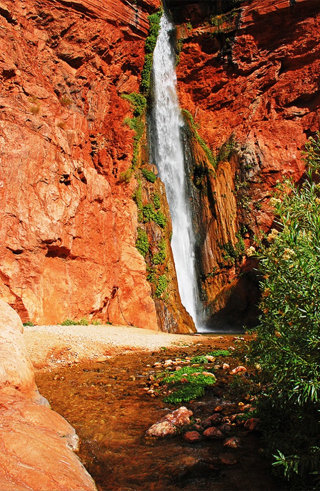 Must-see Waterfalls of the West (That You Can’t Get to By Car) - Deer Creek Falls, Grand Canyon National Park