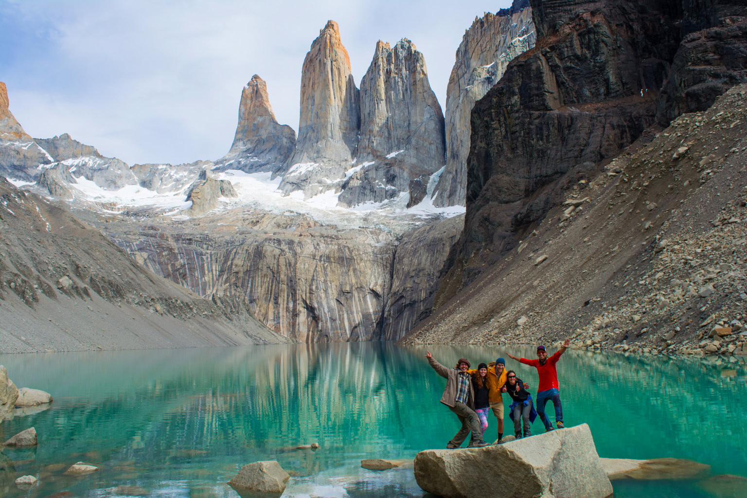 https://www.oars.com/wp-content/uploads/2023/04/patagonia-hiking-13-1536x1024.jpg