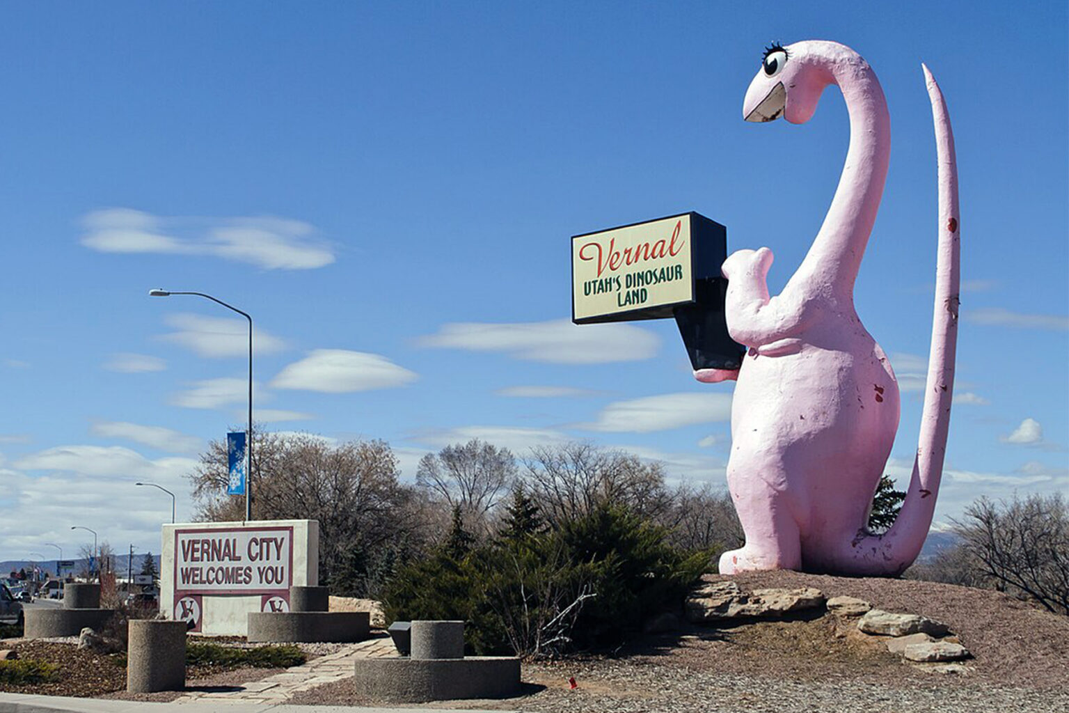 Pink dinosaur that marks the entry to Vernal, UT